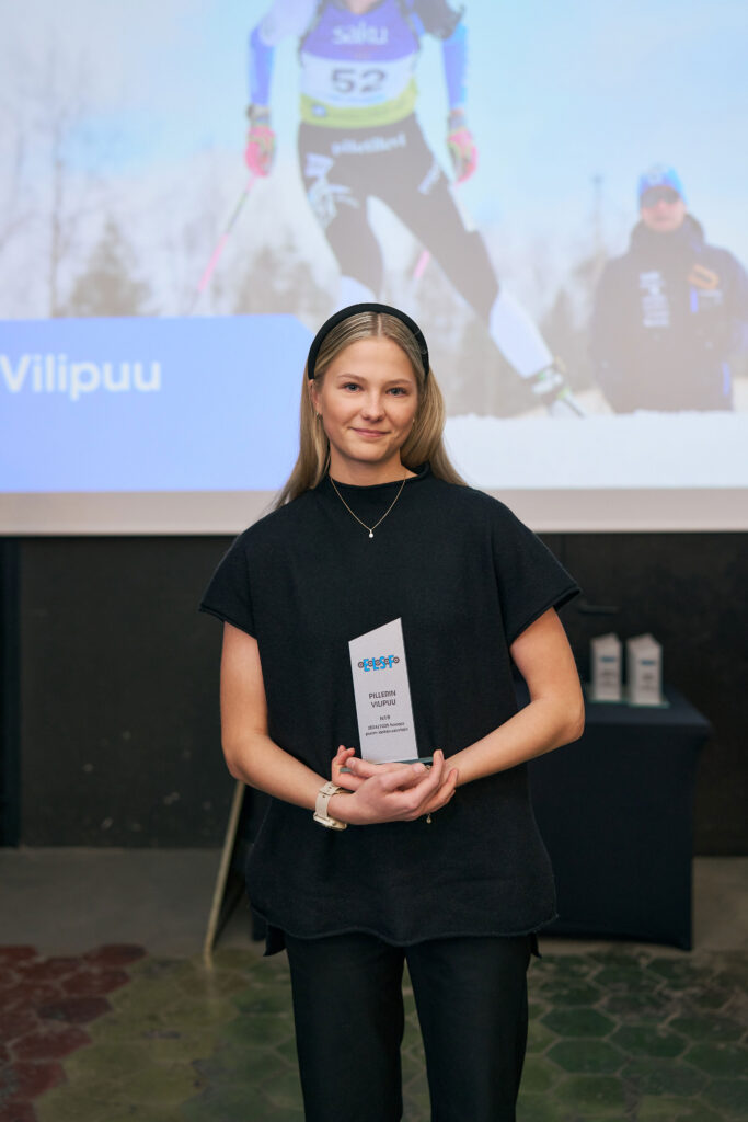 ELSF-24-25-gala Pillerin Vilipuu